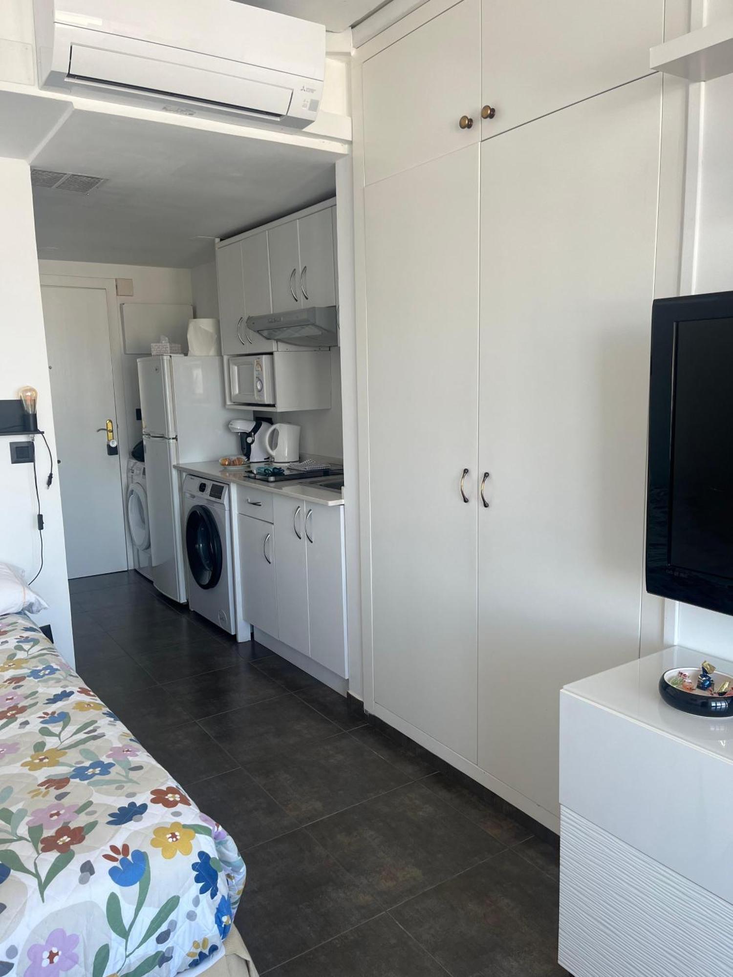 Centrico Apartamento En El Riscal อาลิกันเต ภายนอก รูปภาพ